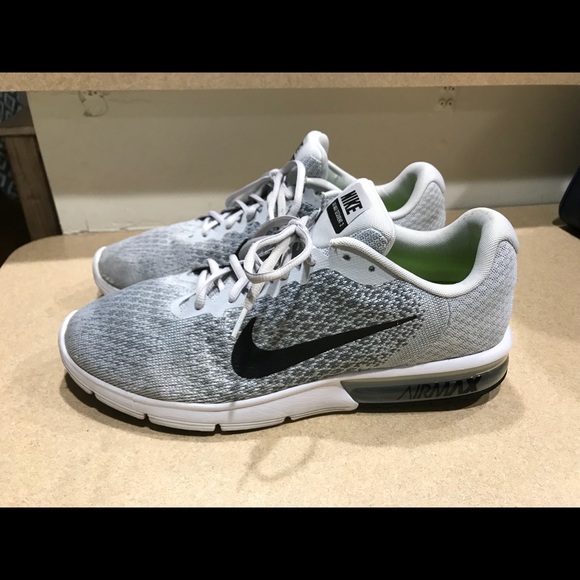 nike air max sequent 2 mens grey